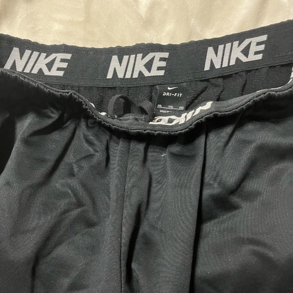 Men's Nike Dri-Fit black fleece lined joggers-XXL - Picture 3 of 7